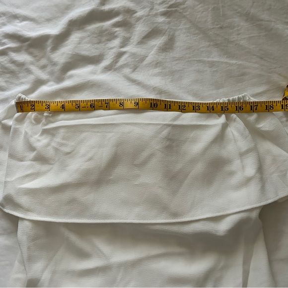 NWT Charles Henry Ivory Off the Shoulder Dress Size Small - Picture 4 of 5